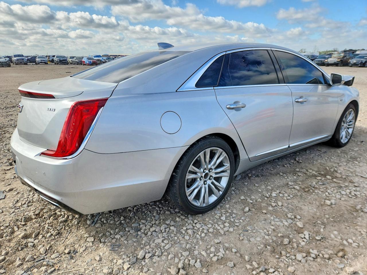 2018 Cadillac Xts Luxury - Фото 3