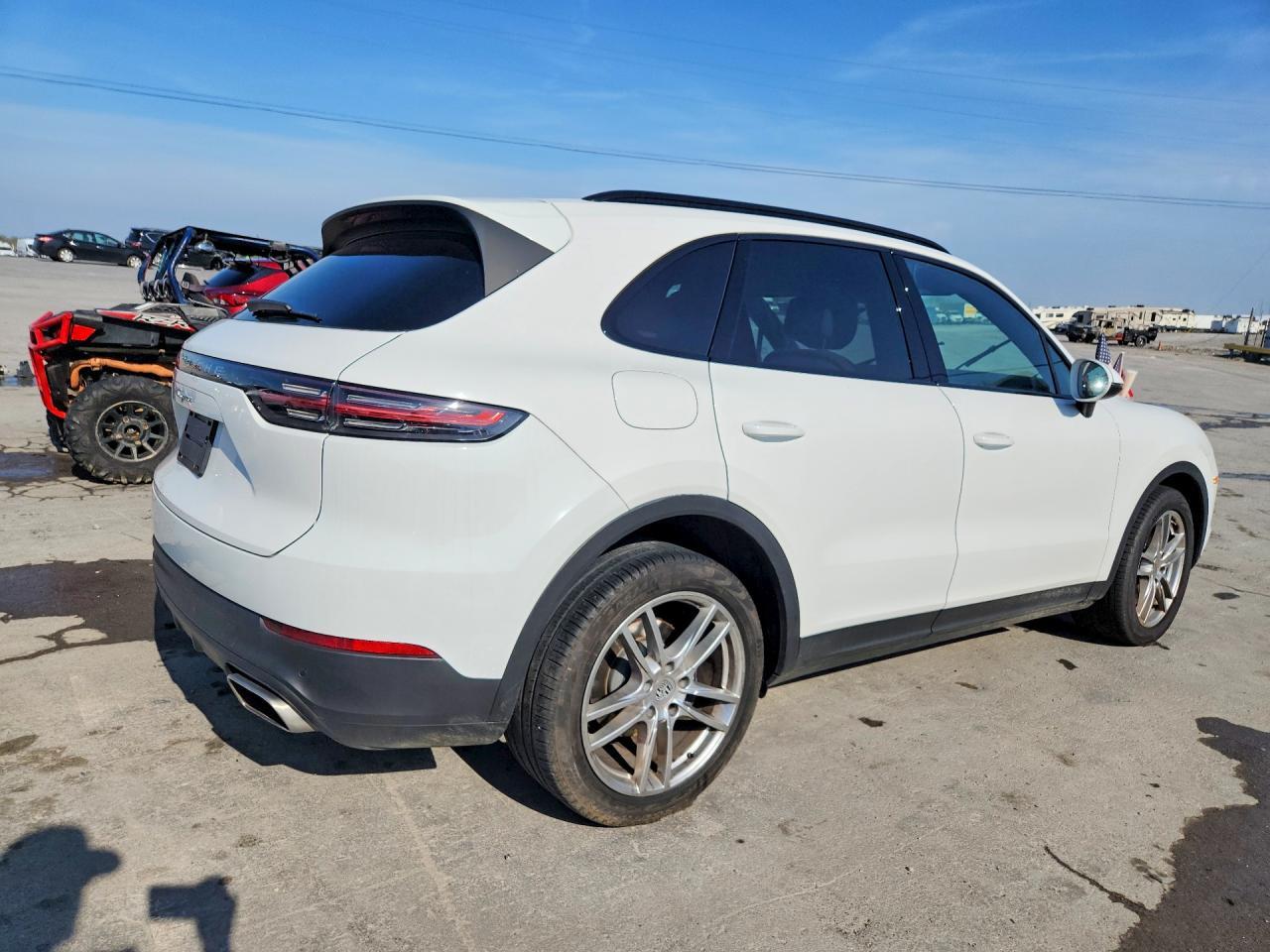 2021 Porsche Cayenne - Image 3