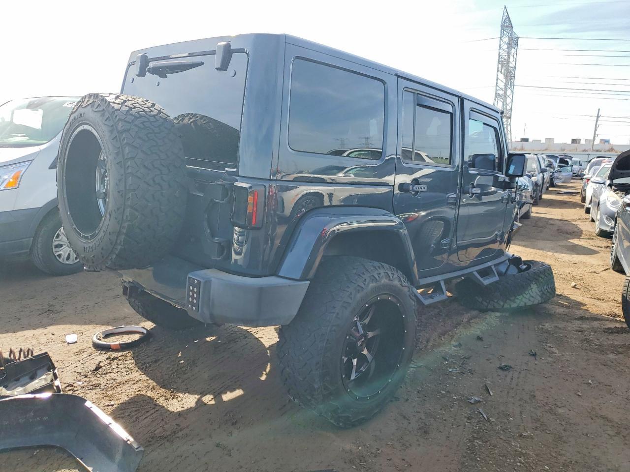 2016 Jeep Wrangler Unlimited Sahara - Image 3
