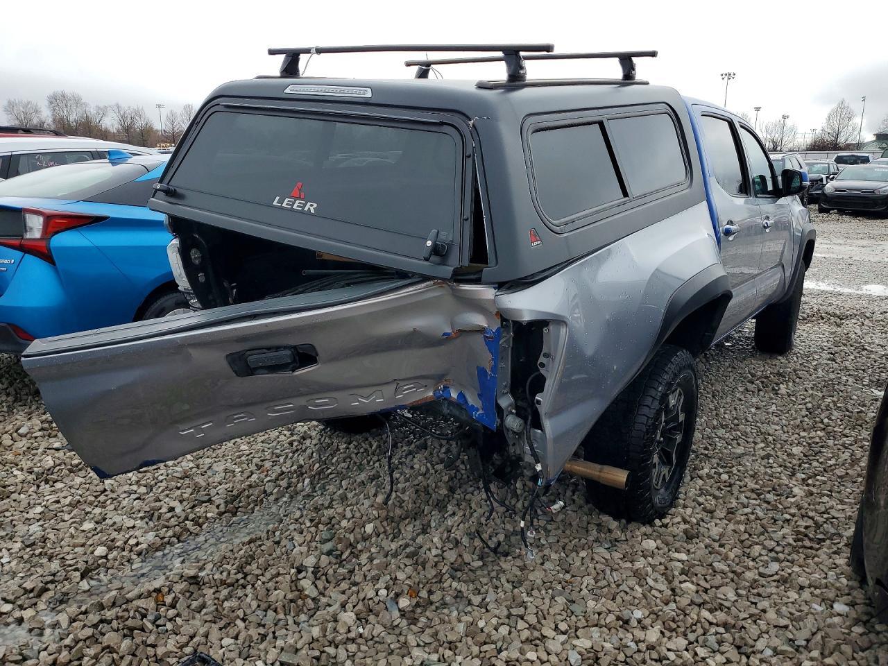 2019 Toyota Tacoma Trd Off-Road - Image 3
