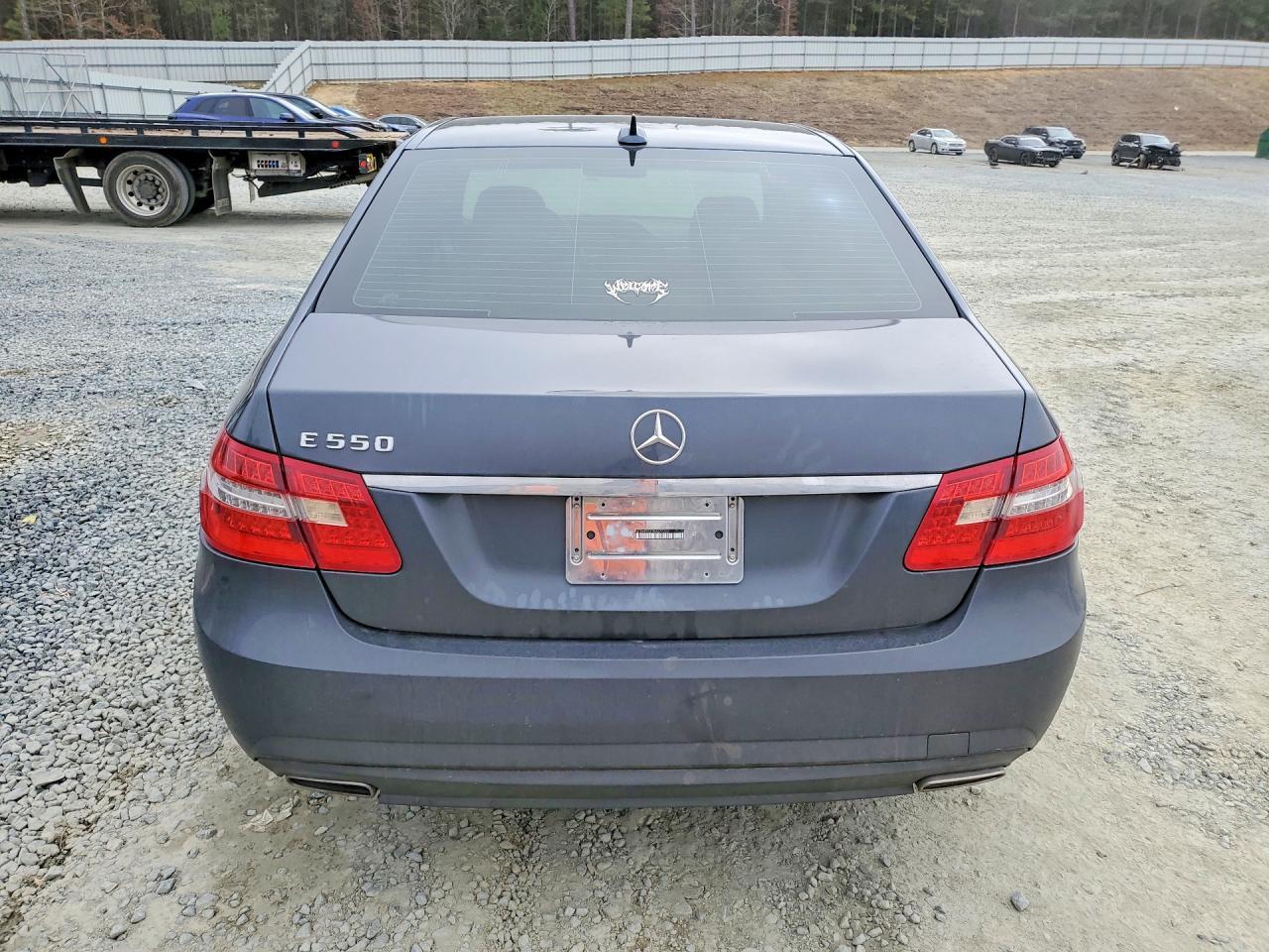 2011 Mercedes-Benz E 550 - Image 6