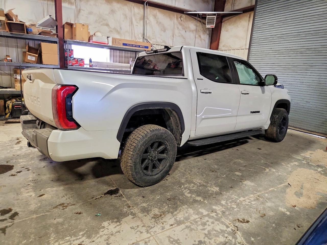 2026 Toyota Tundra Limited - Фото 3