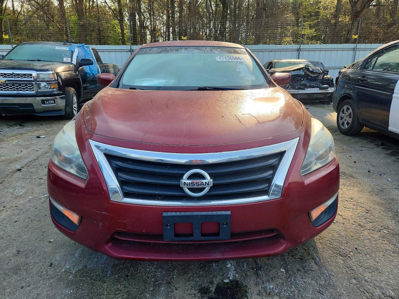 2014 Nissan Altima 2.5 - Image 5