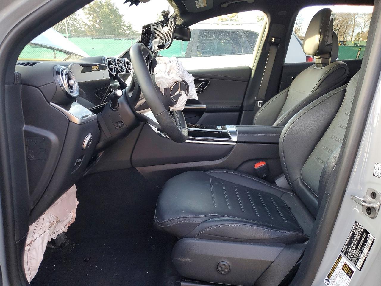 2025 Mercedes-Benz Glc 300 4Matic - Image 7