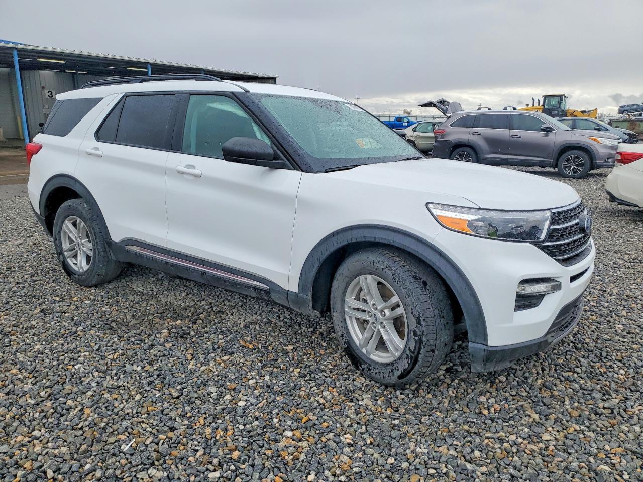 2021 Ford Explorer Xlt - Image 4