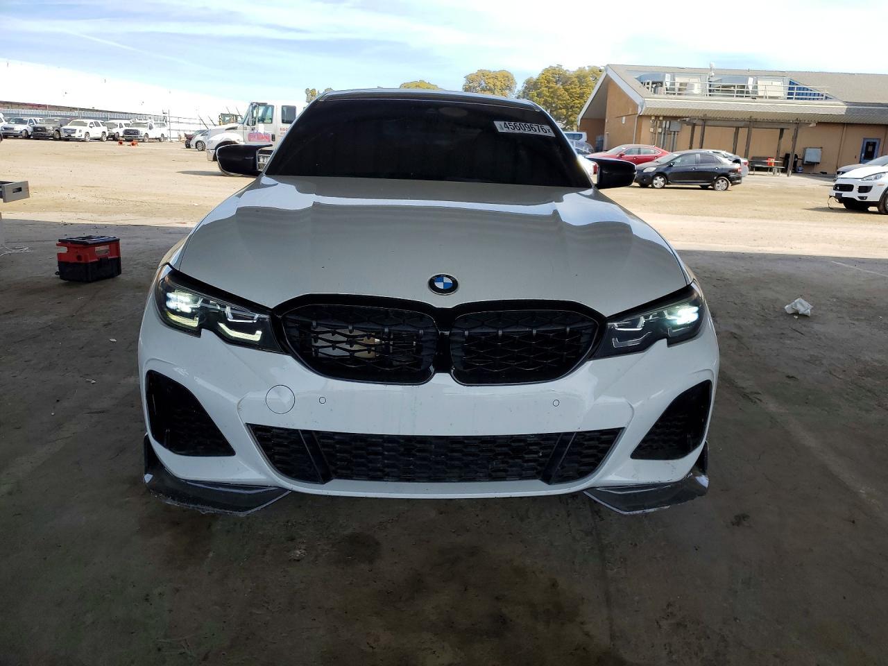 2022 BMW M340I - Фото 5
