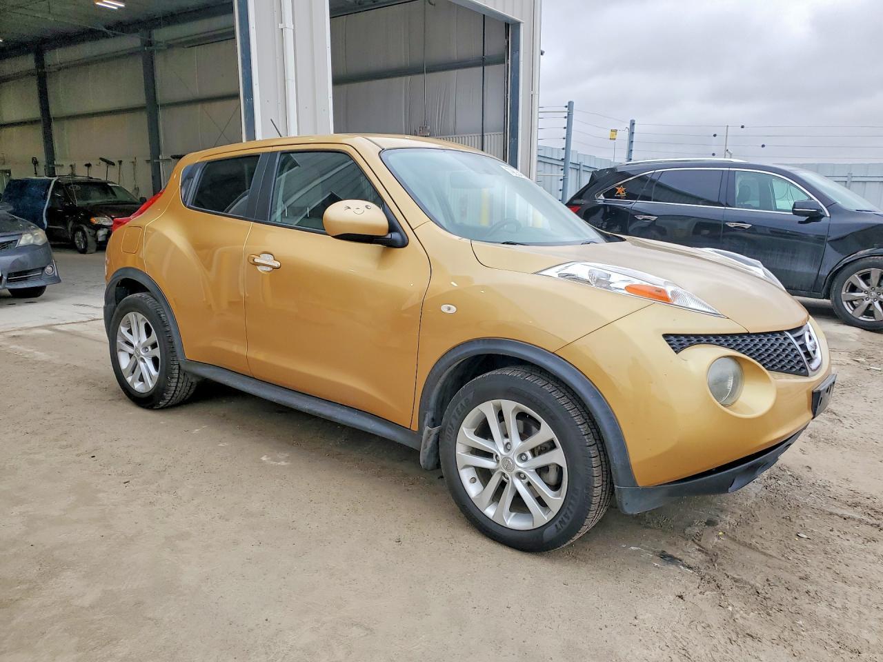 2013 Nissan Juke S - Фото 4