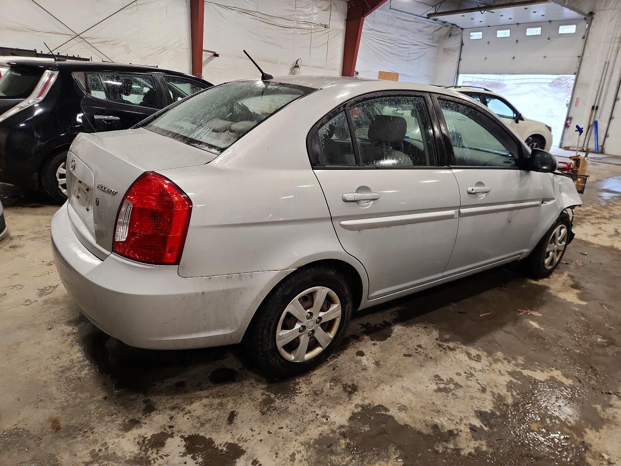 2009 Hyundai Accent Gls - Фото 3