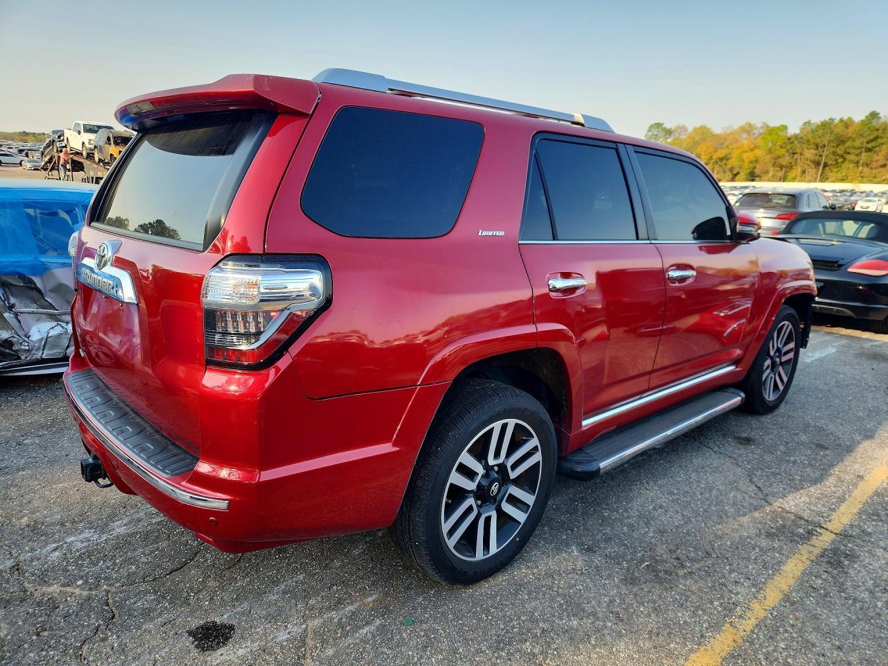 2014 Toyota 4Runner Limited/Trail - Image 3