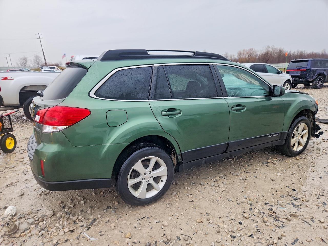 2013 Subaru Outback 2.5I Premium - Фото 3