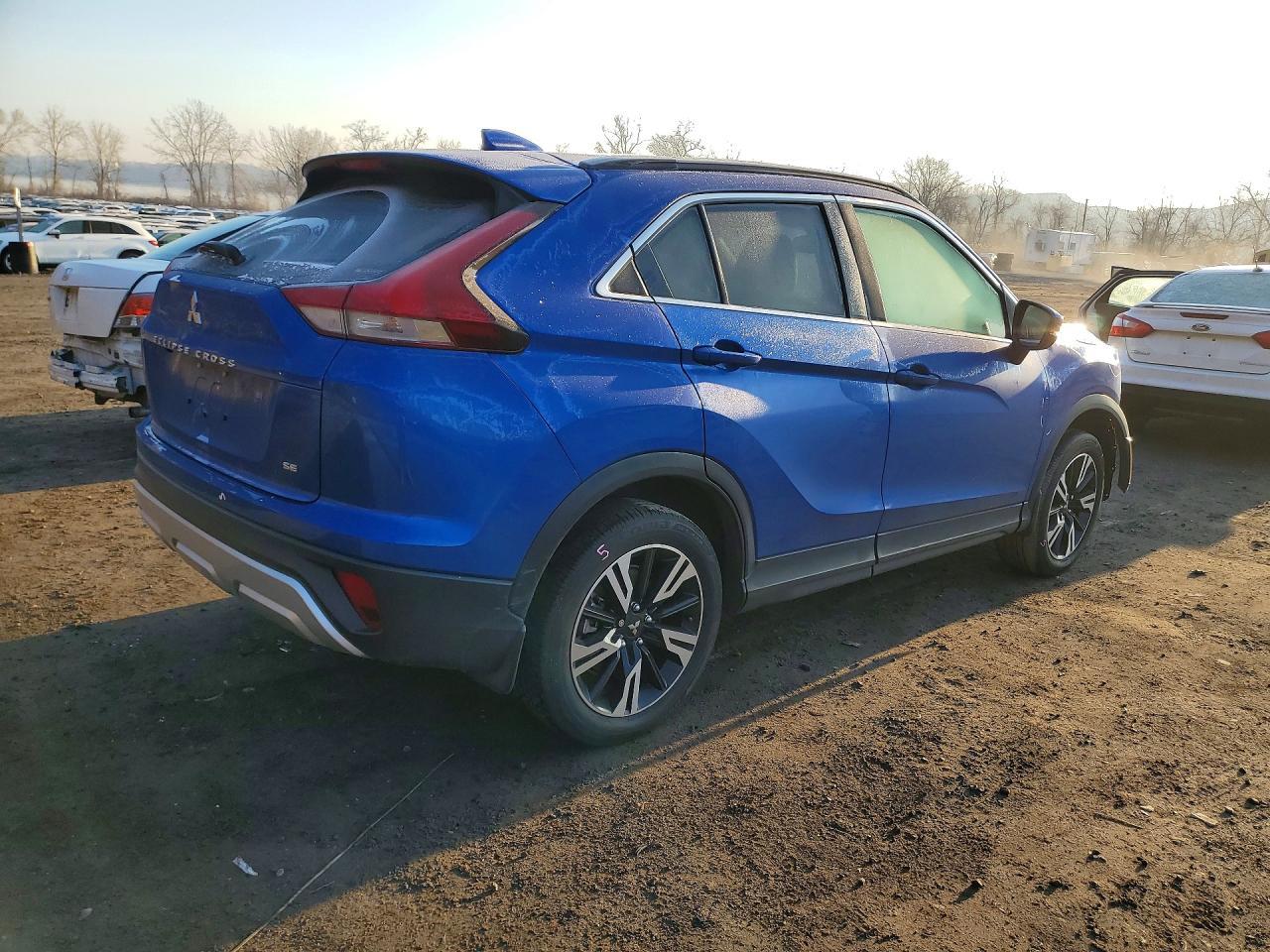 2024 Mitsubishi Eclipse Cross Se - Фото 3