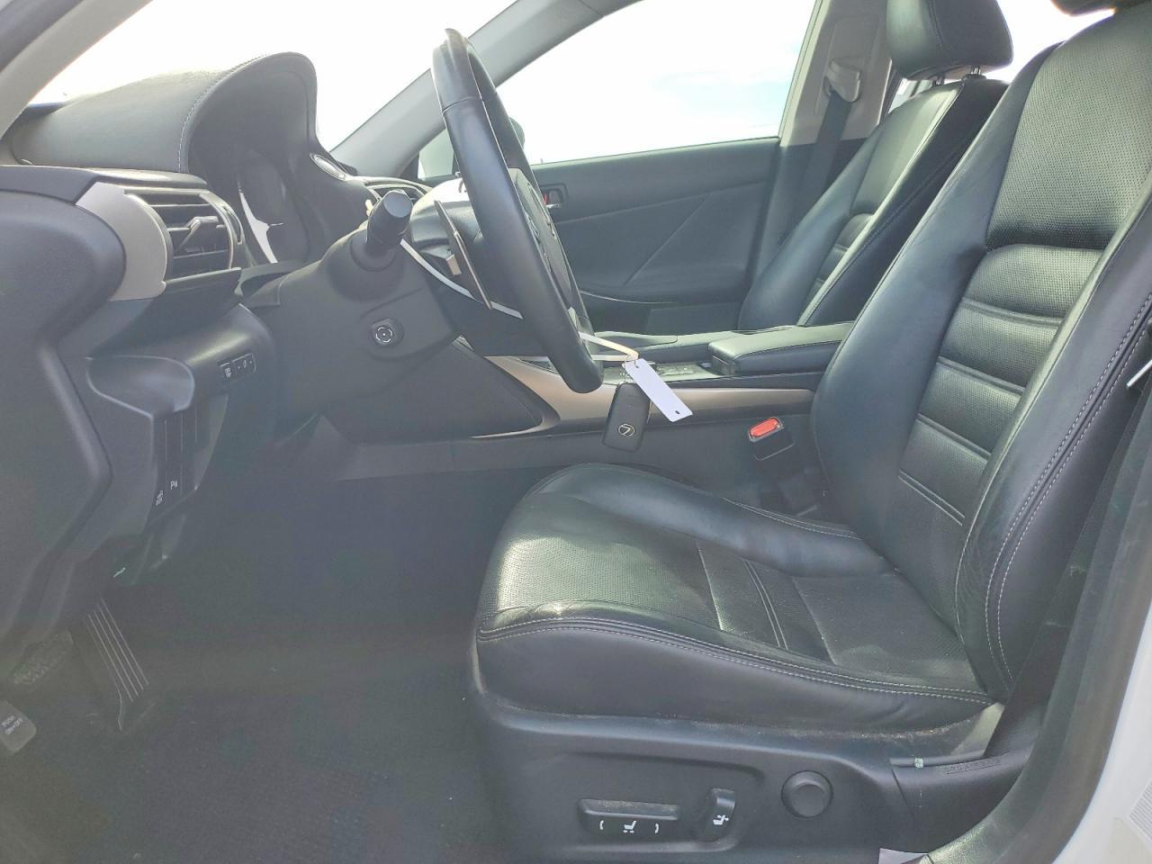 2014 Lexus Is 350 - Image 7