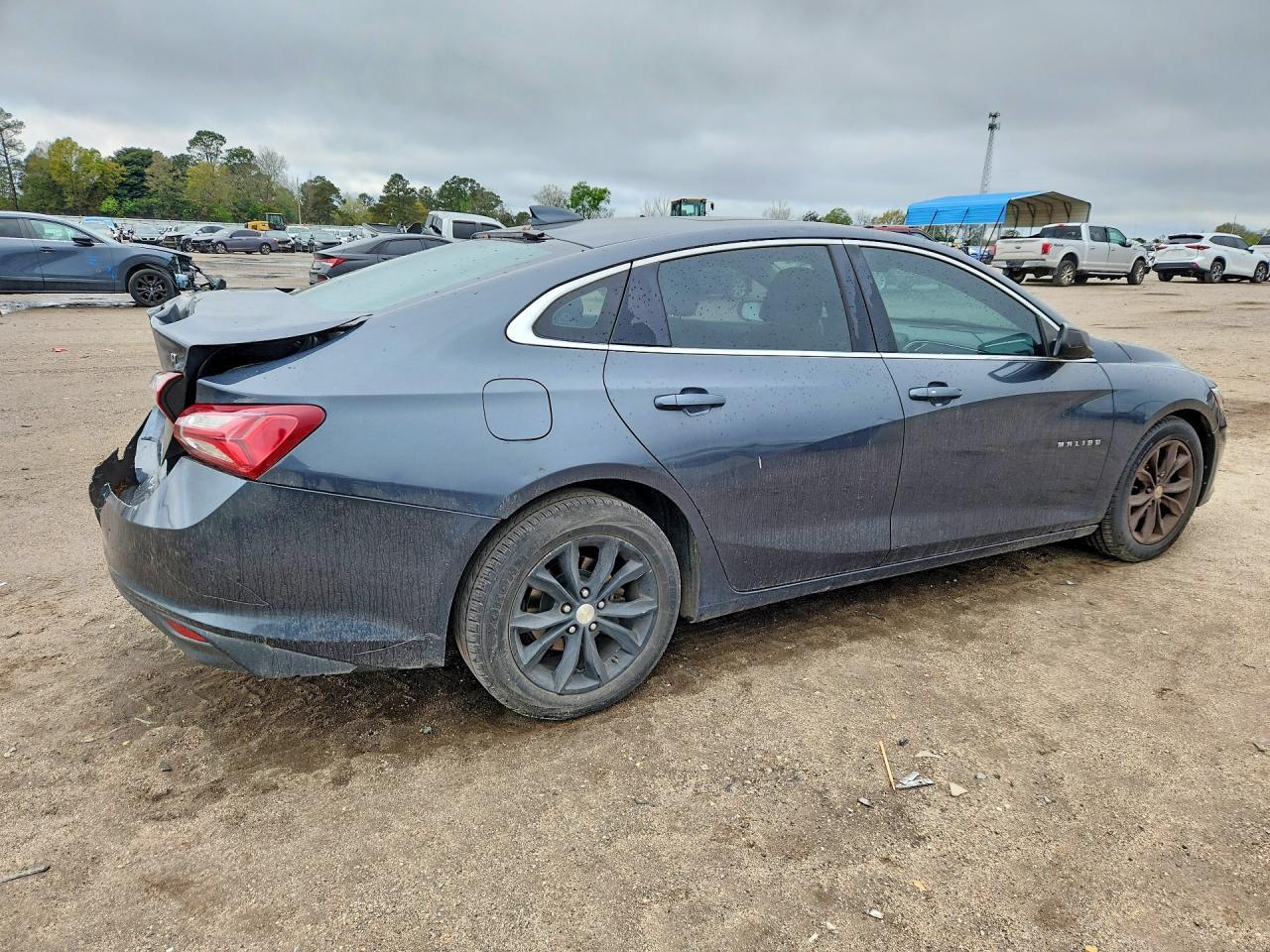2019 Chevrolet Malibu Lt - Image 3