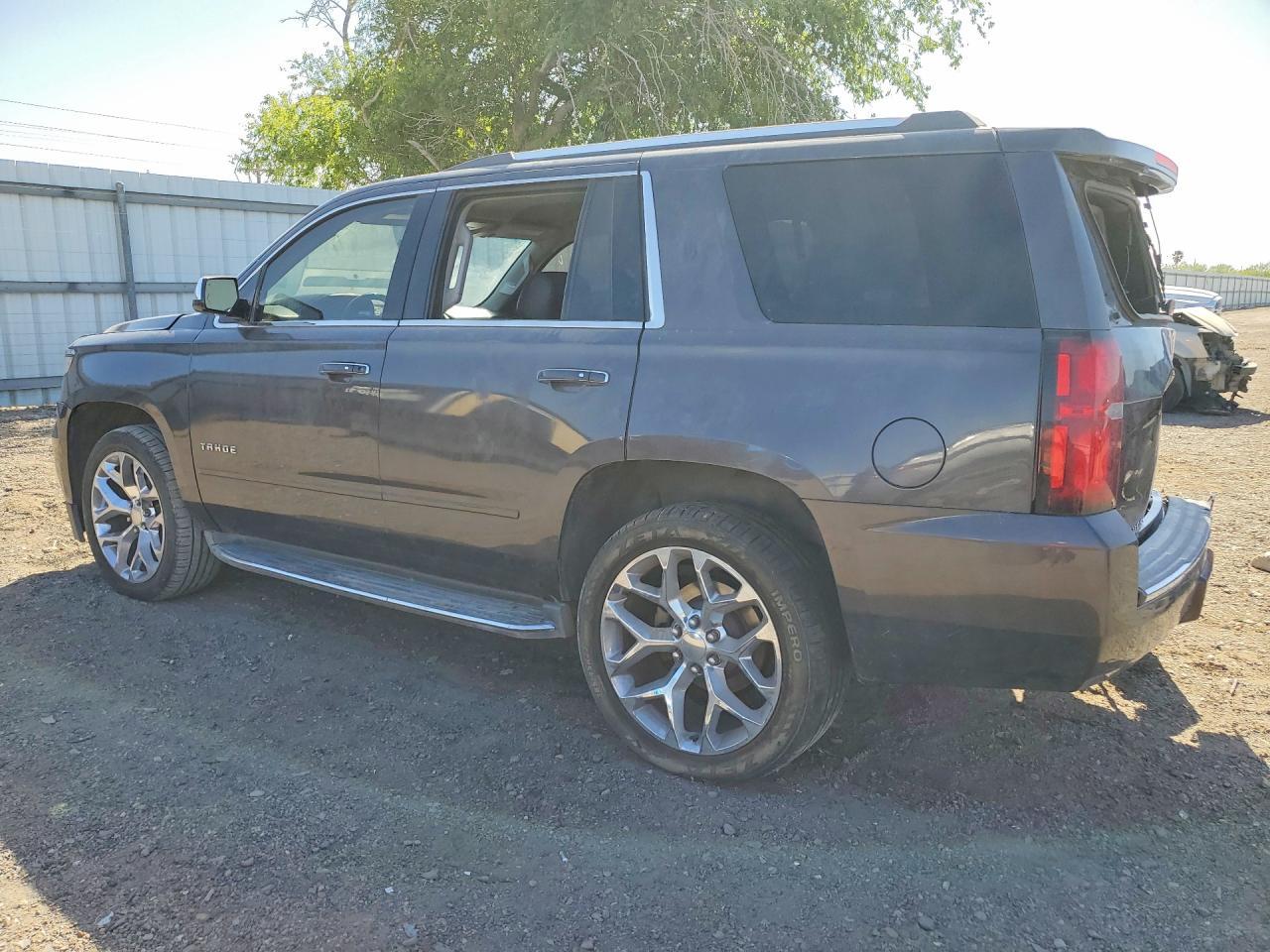 2017 Chevrolet Tahoe C1500 Premier - Image 2