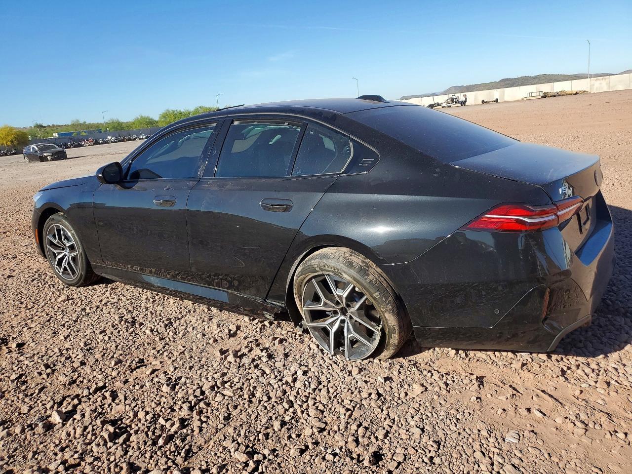2024 BMW I5 Edrive 40 - Фото 2