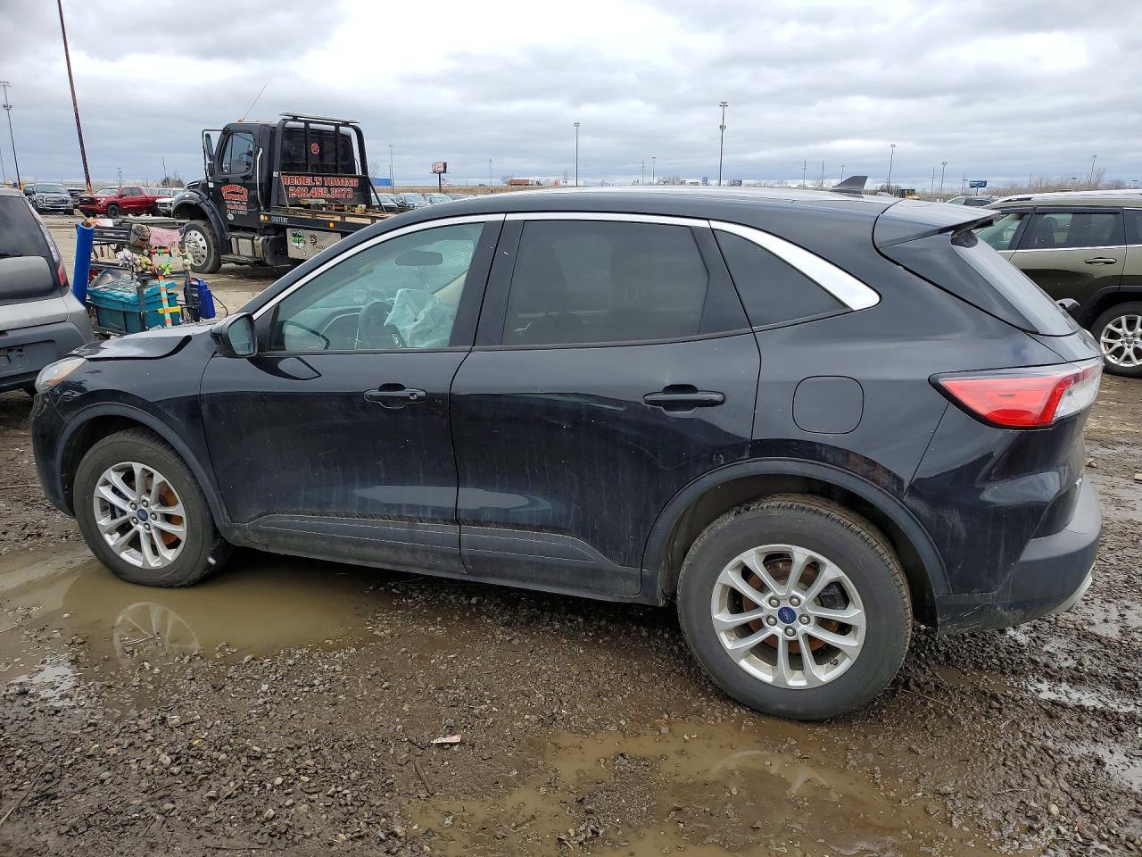 2020 Ford Escape Se - Фото 2