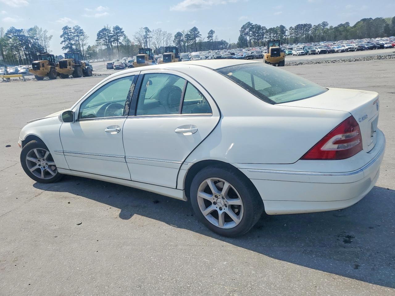 2007 Mercedes-Benz C 280 4Matic - Image 2