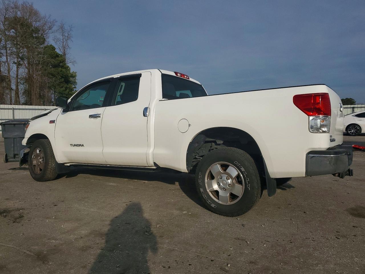 2010 Toyota Tundra Grade - Image 2