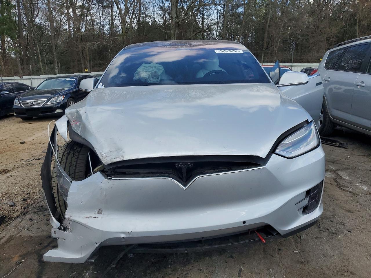 2018 Tesla Model X - Фото 5