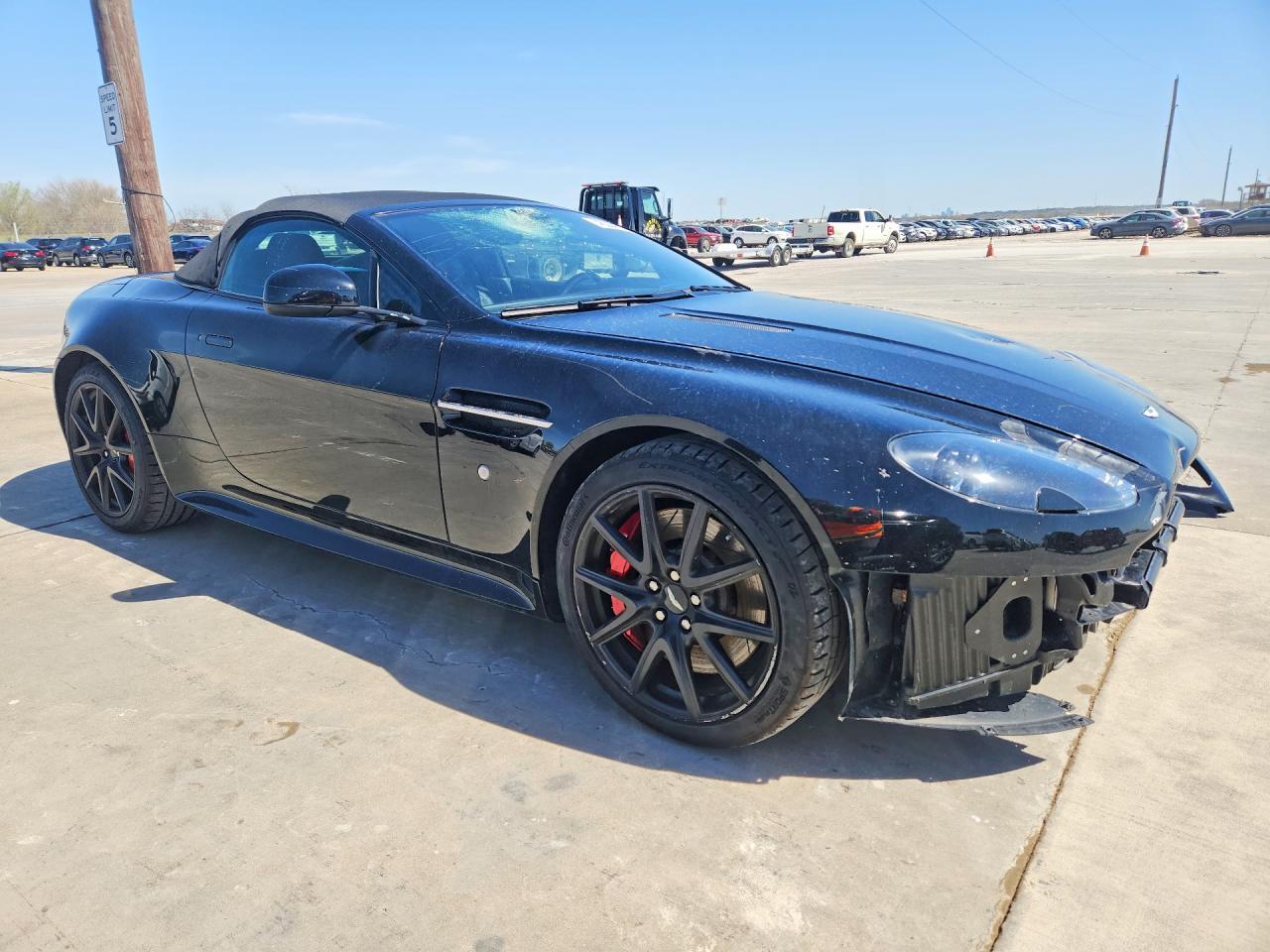 2015 Aston Martin V8 Vantage - Фото 4