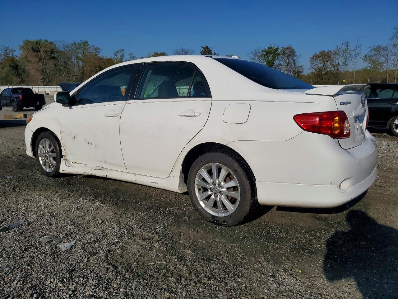 2009 Toyota Corolla S - Image 2