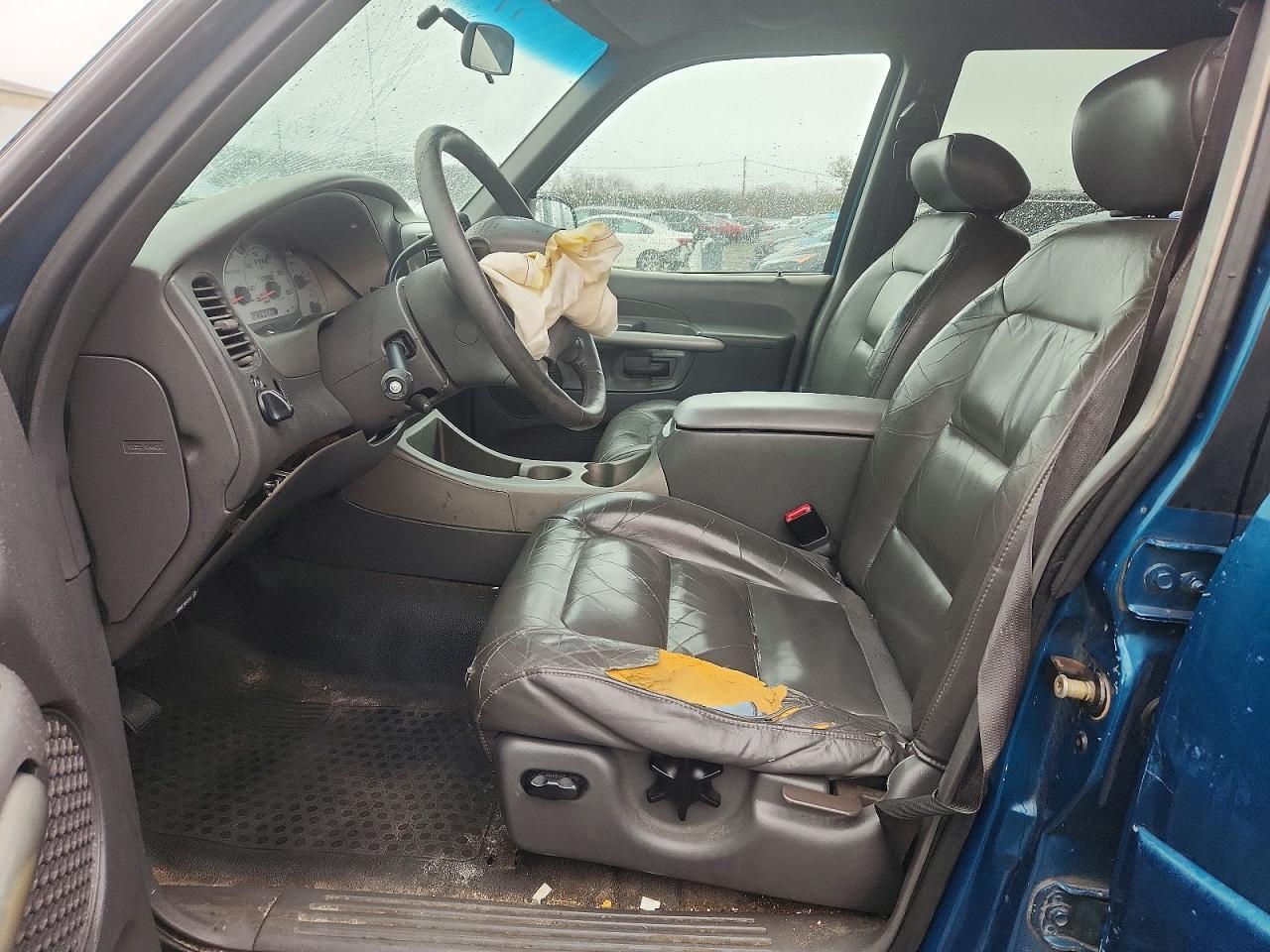 2001 Ford Explorer Sport Trac - Фото 7