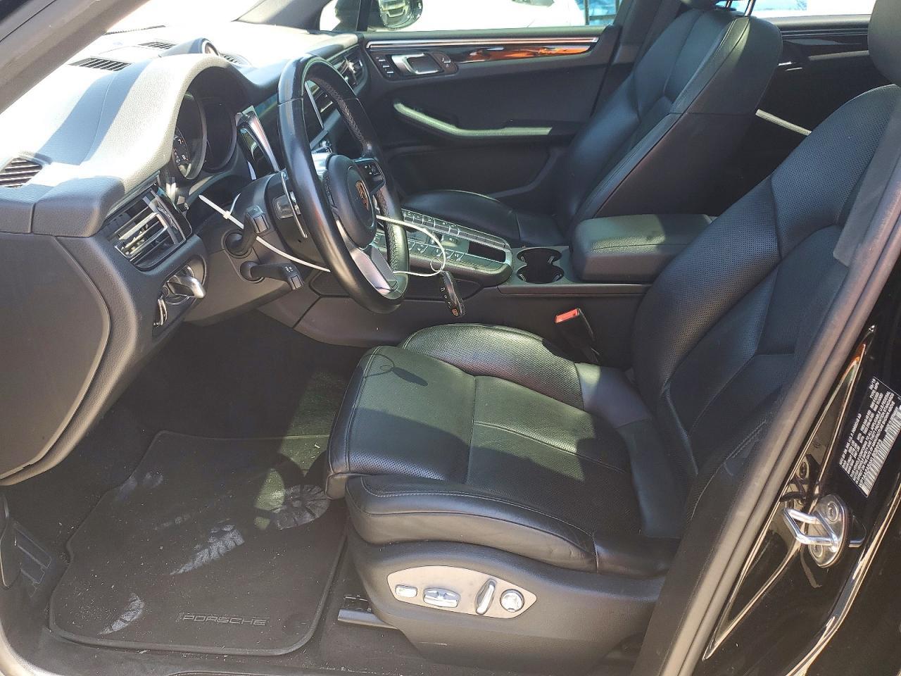 2019 Porsche Macan - Image 7