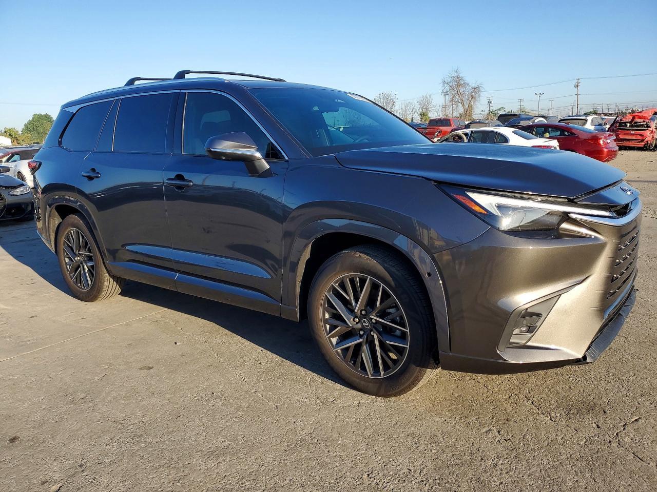 2024 Lexus Tx 350 Luxury - Image 4