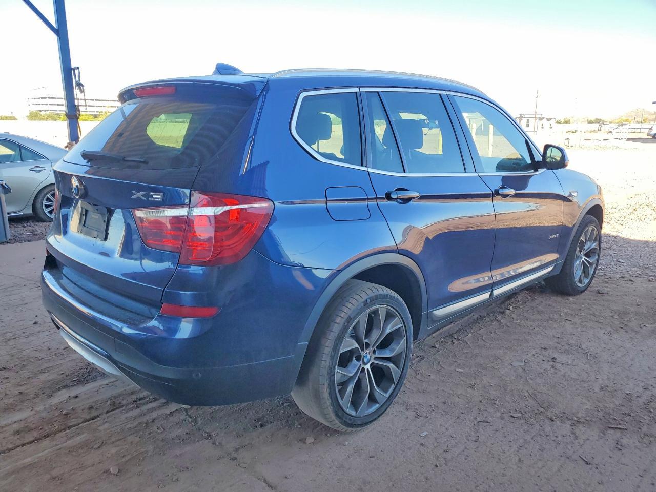 2017 BMW X3 xDrive28I - Фото 3