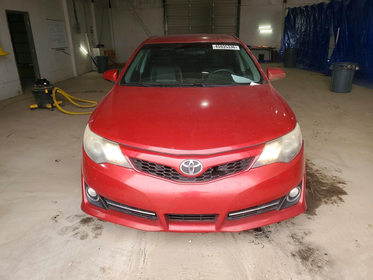 2013 Toyota Camry Se - Фото 5