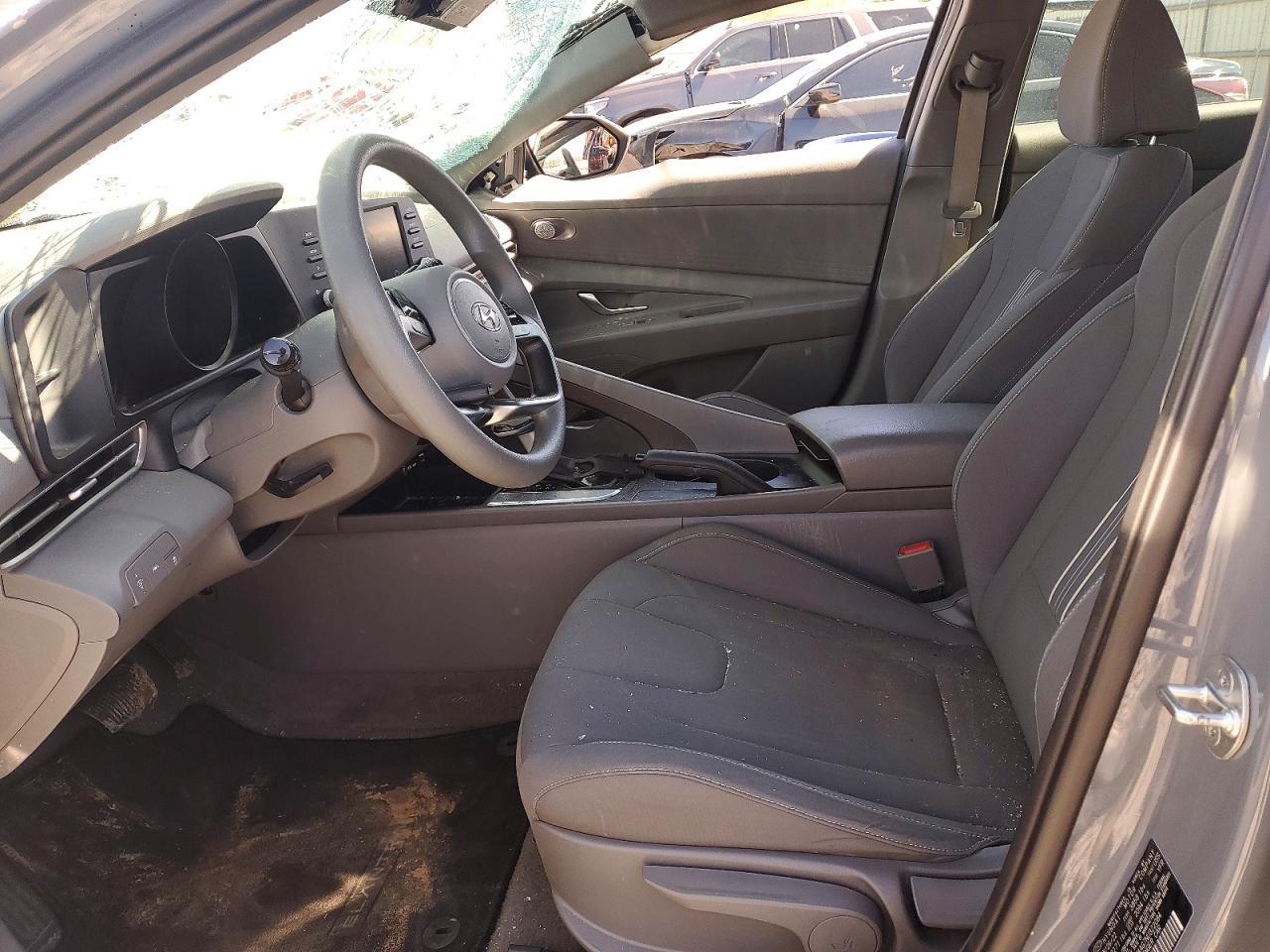 2022 Hyundai Elantra Sel - Фото 7