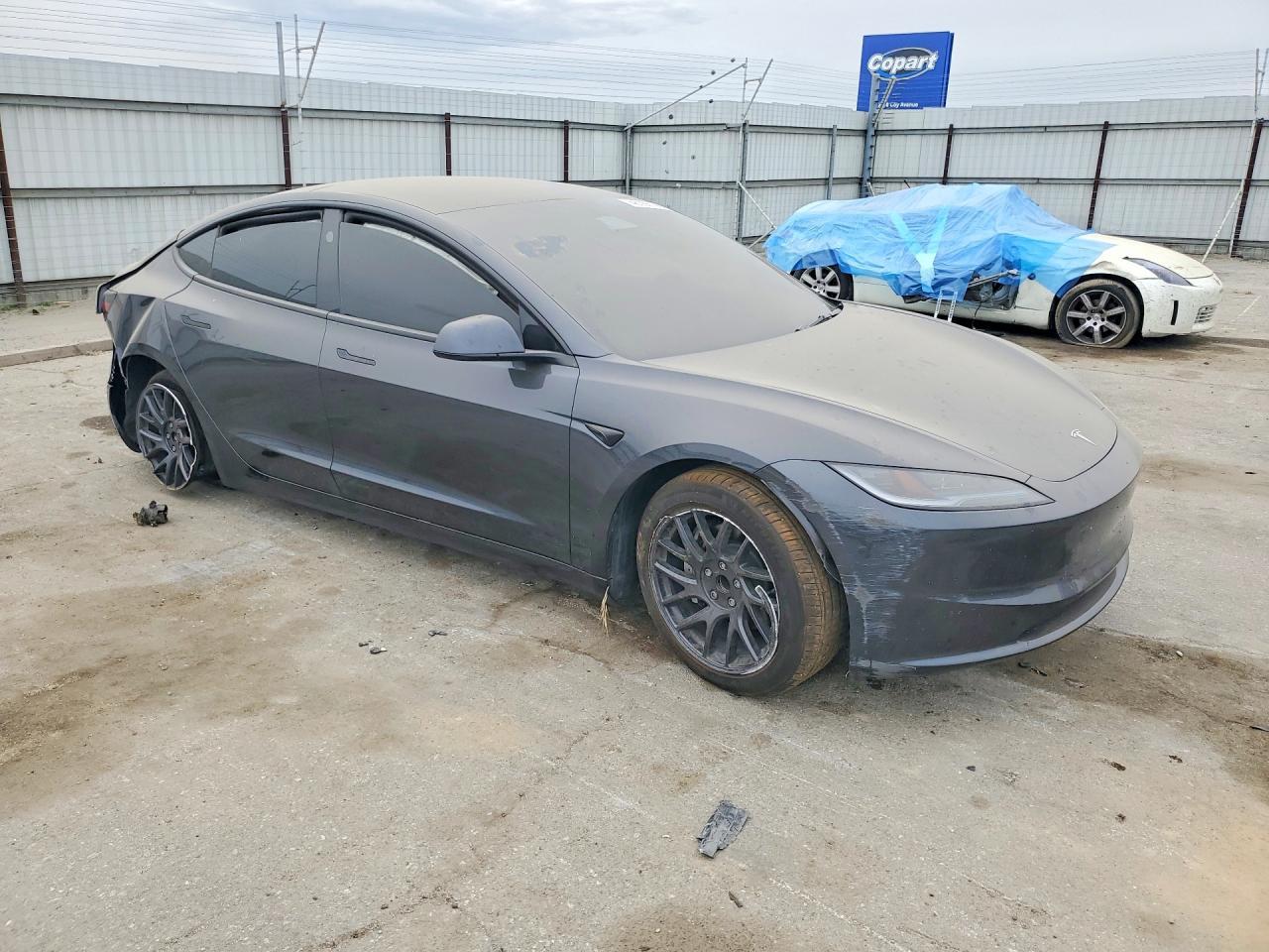 2025 Tesla Model 3 - Image 4