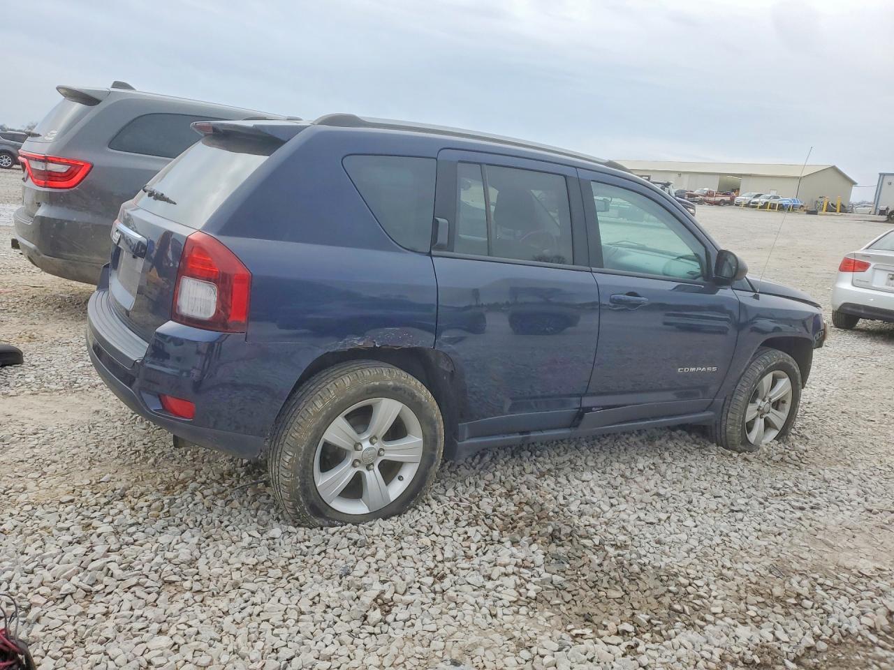 2016 Jeep Compass Sport - Фото 3