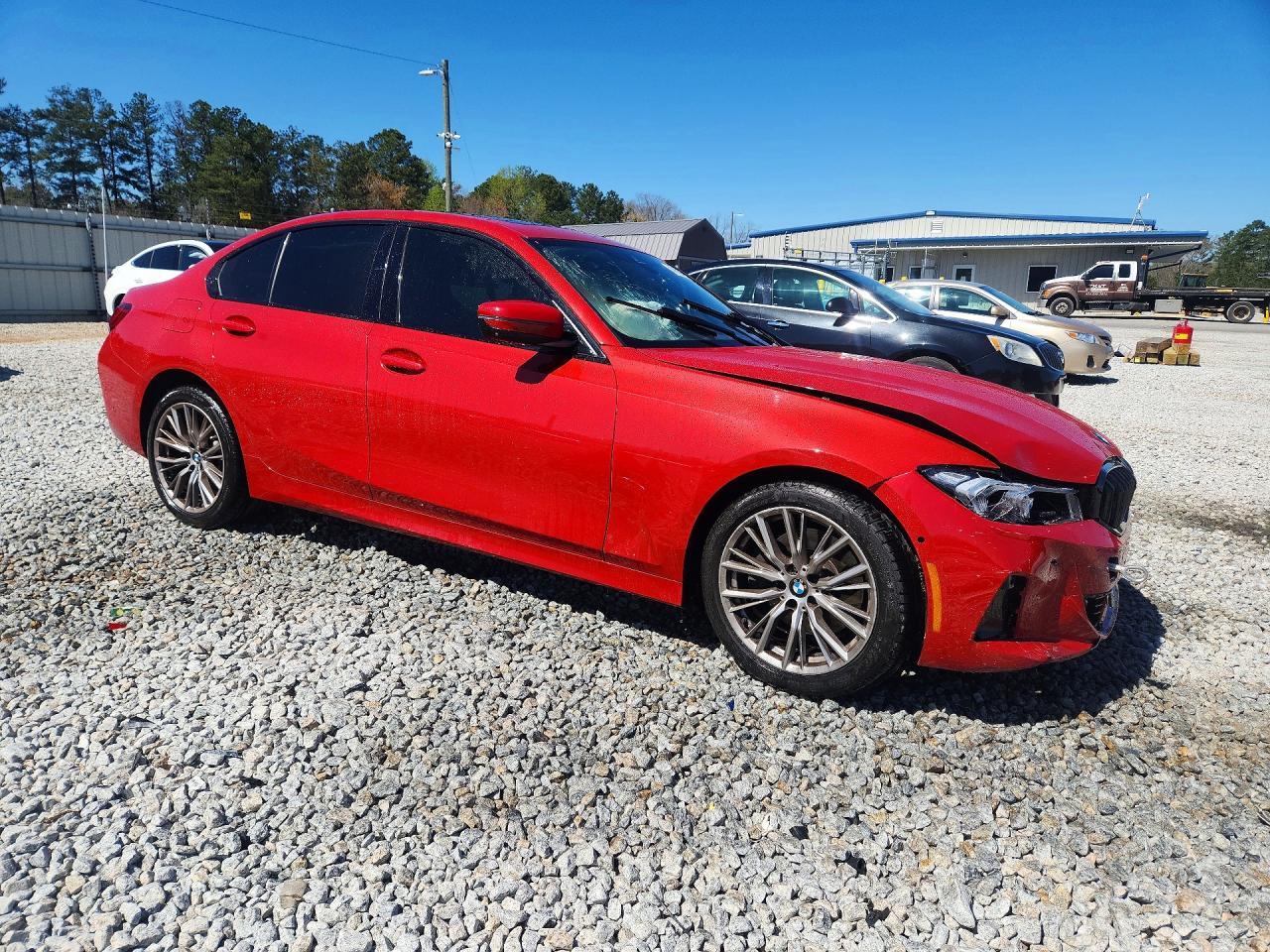 2023 BMW 330I - Фото 4
