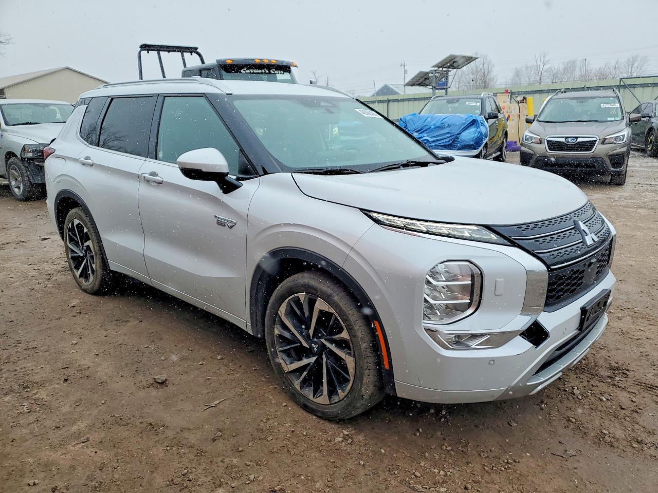 2023 Mitsubishi Outlander Sel - Фото 4