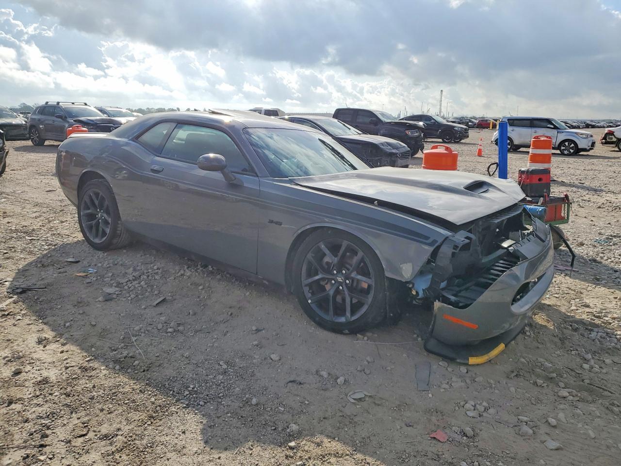 2023 Dodge Challenger R - Фото 4