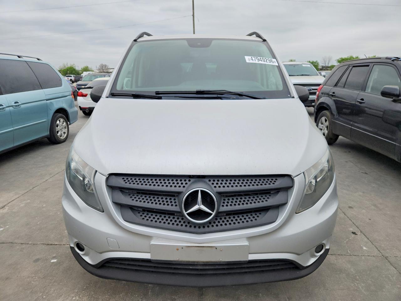 2016 Mercedes-Benz Metris - Фото 5