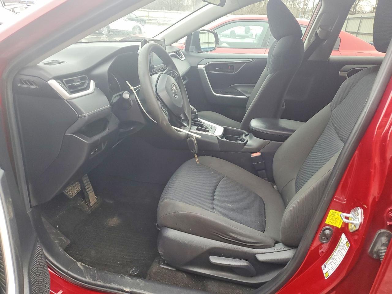 2021 Toyota Rav4 Le - Фото 7
