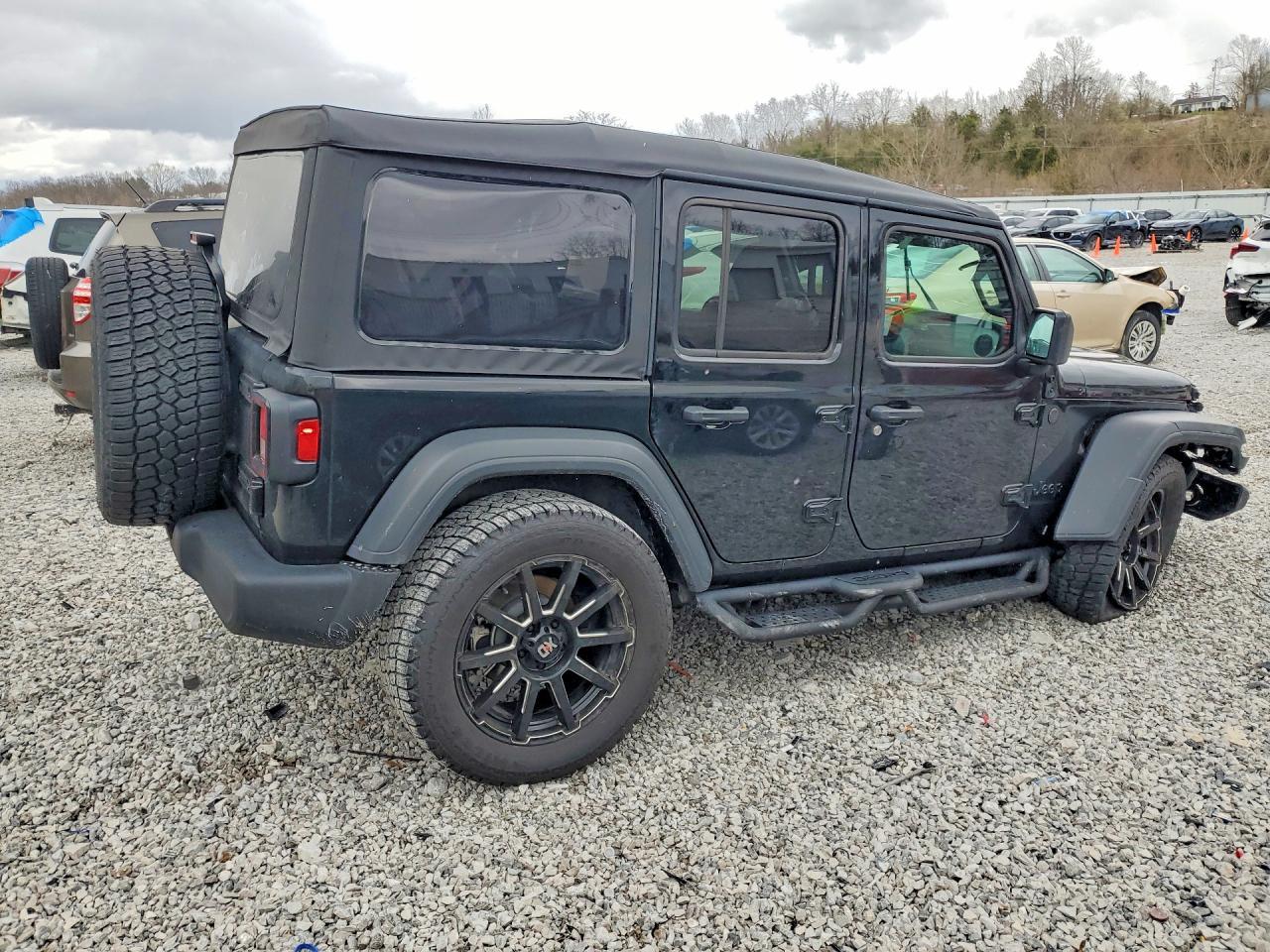 2025 Jeep Wrangler Sport - Фото 3