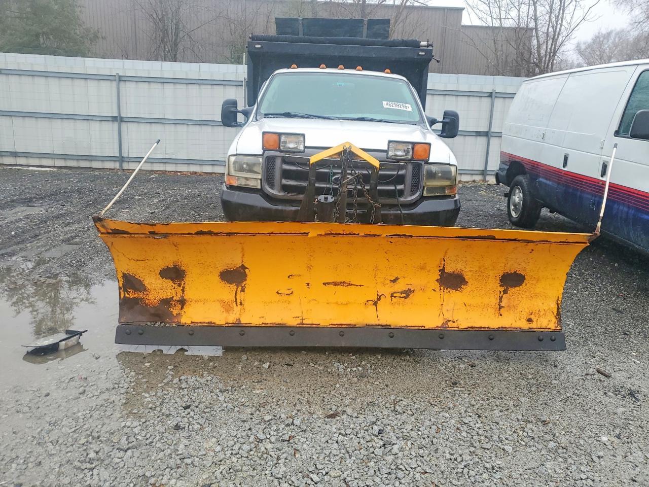 2002 Ford F350 Super Duty - Фото 5