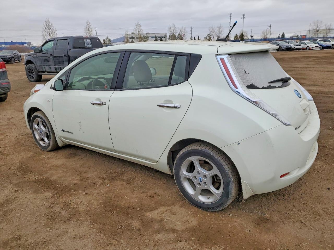 2012 Nissan Leaf Sv - Image 2