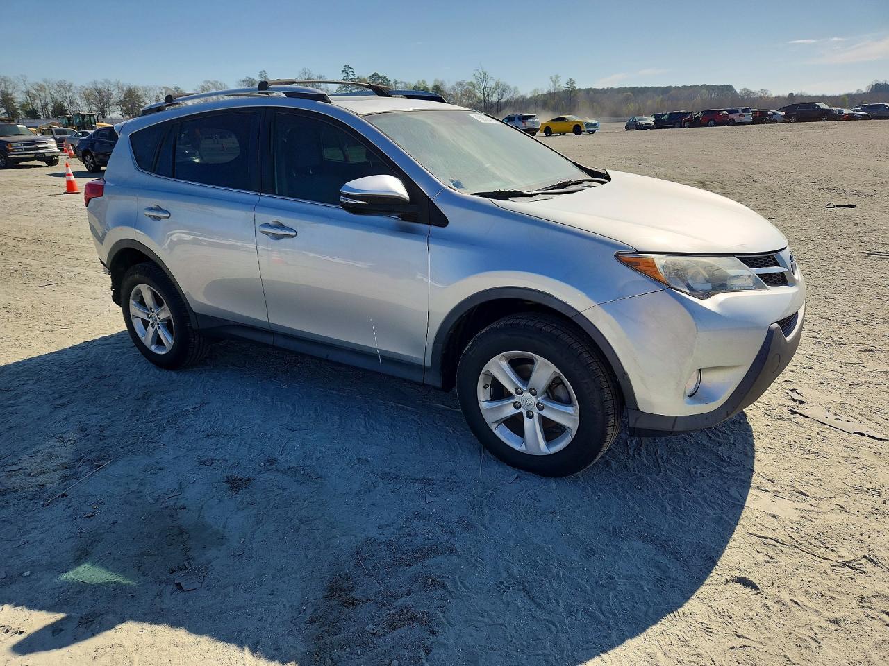 2013 Toyota Rav4 Xle - Image 4