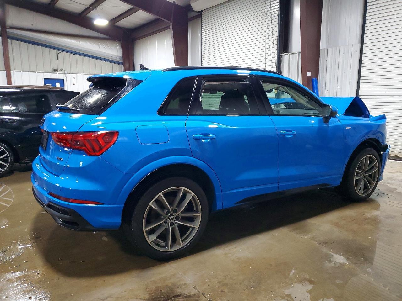 2023 Audi Q3 Premium S Line 45 - Фото 3
