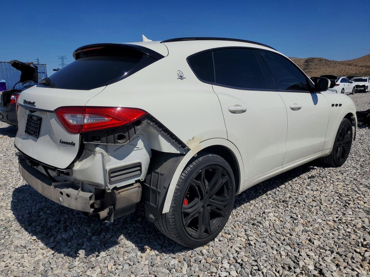 2019 Maserati Levante S - Фото 3