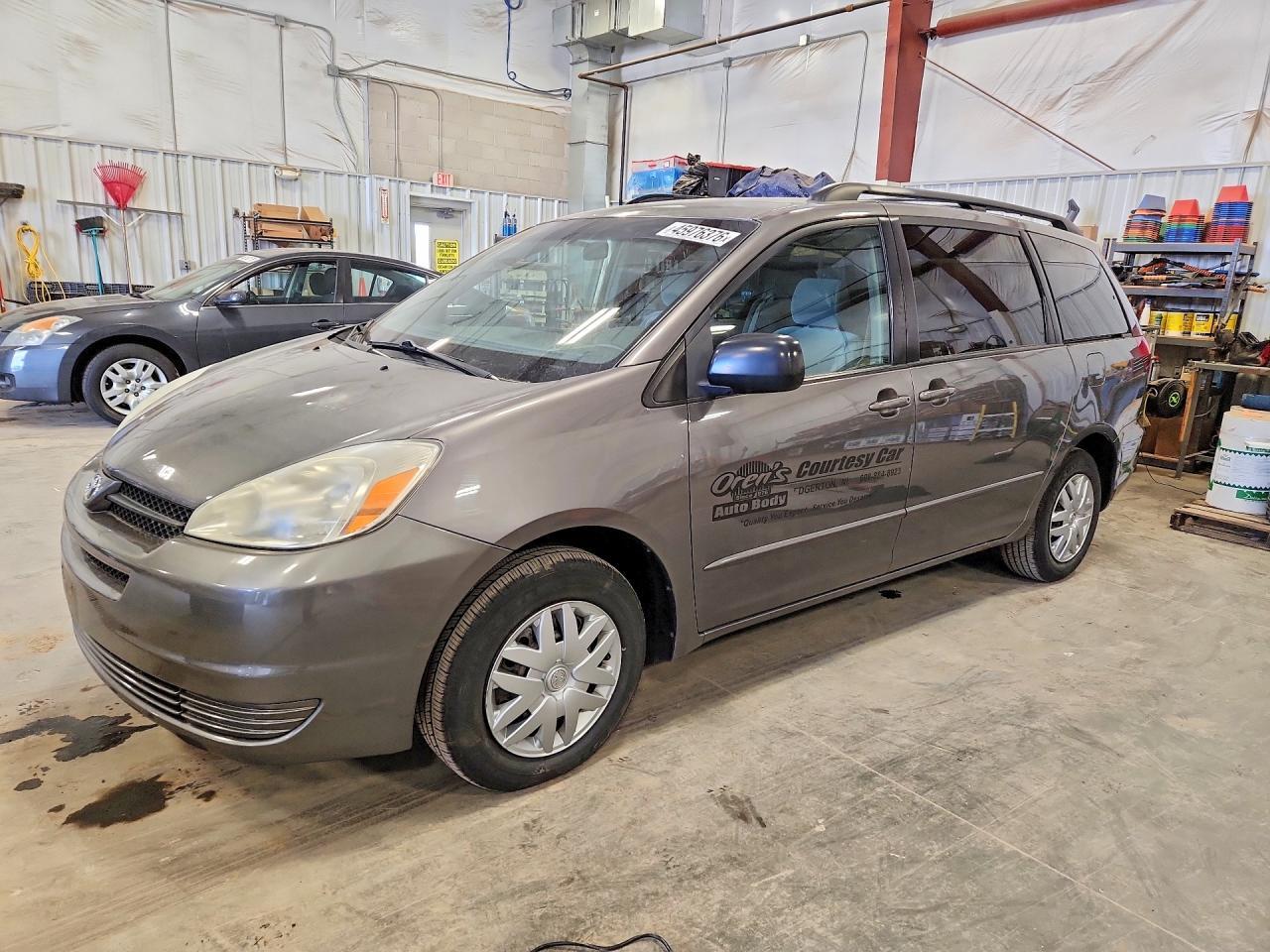 2005 Toyota Sienna Le 7 Passenger