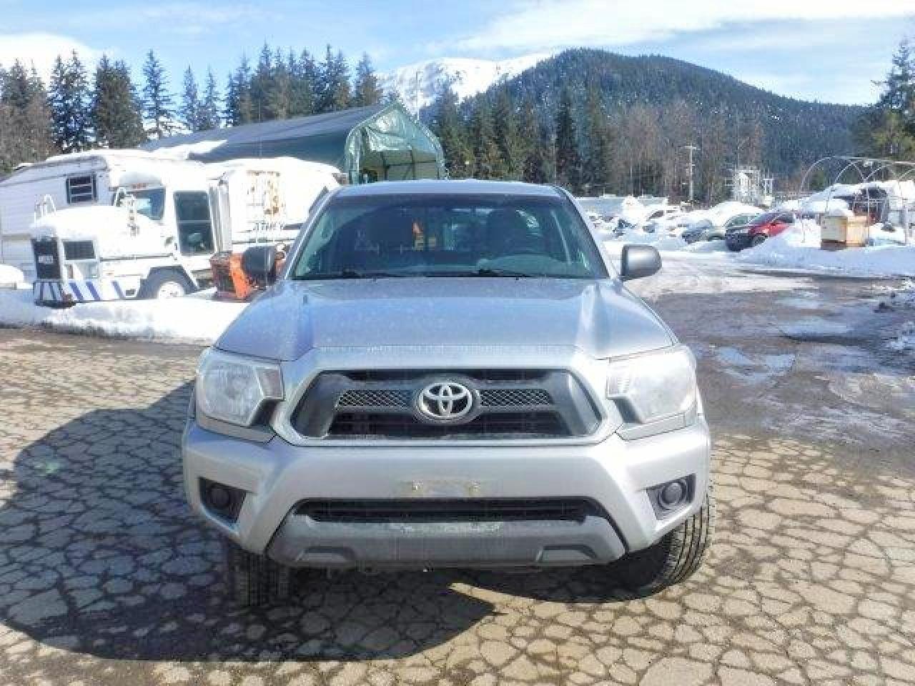 2015 Toyota Tacoma Base - Image 5