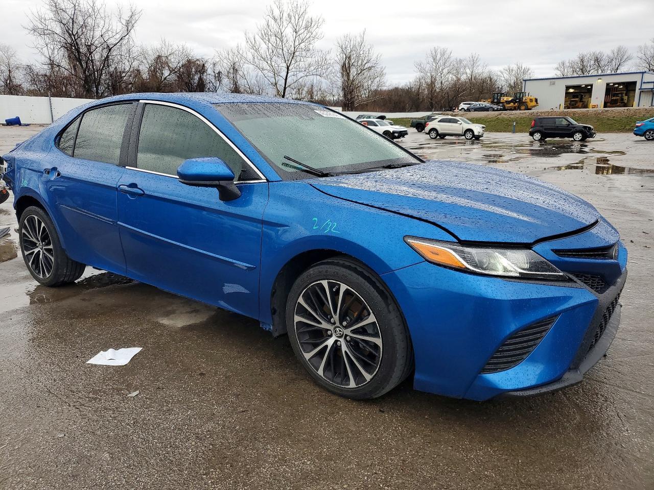 2018 Toyota Camry Se - Фото 4