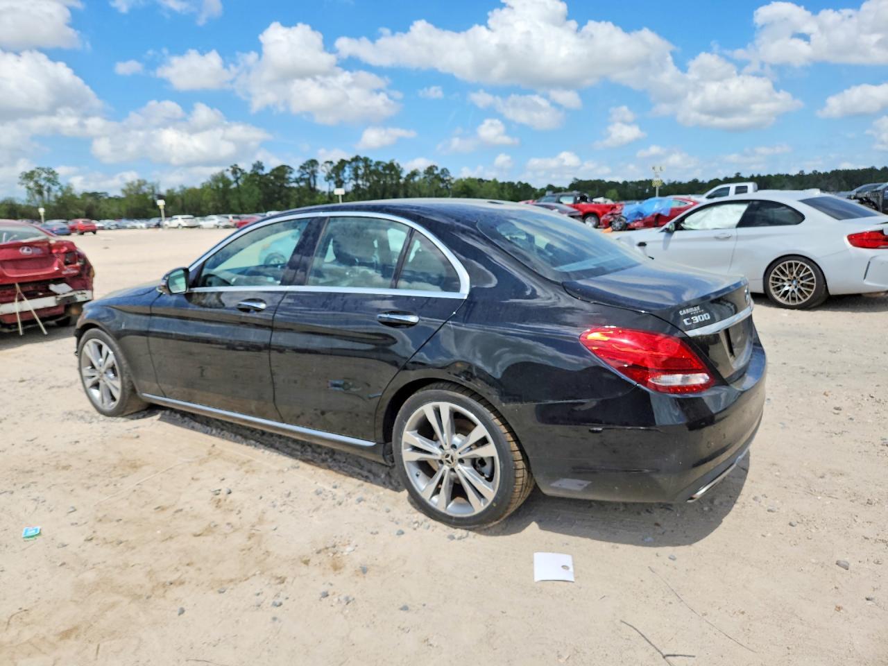 2018 Mercedes-Benz C 300 - Фото 2