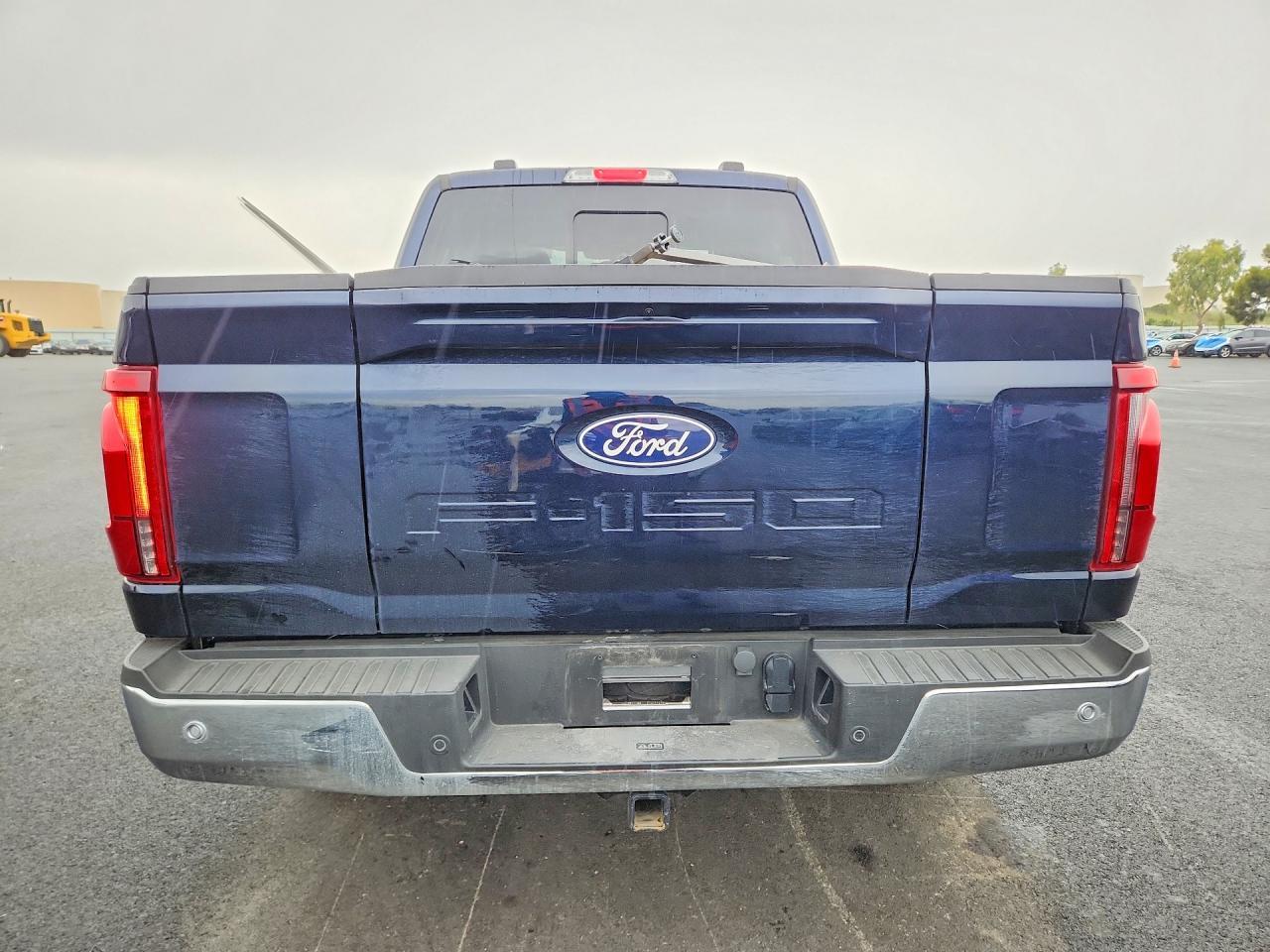 2025 Ford F150 Lariat - Фото 6