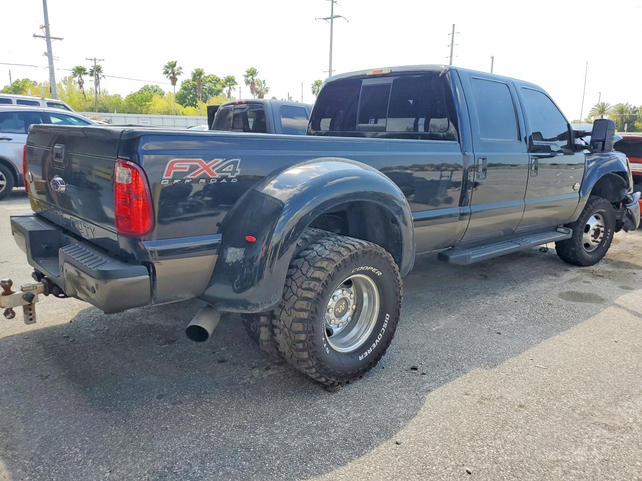 2016 Ford F350 Super Duty - Фото 3